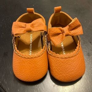 Lucky toddler shoe